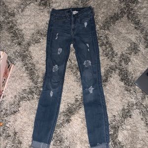 Ripped jeans High rise super skinny